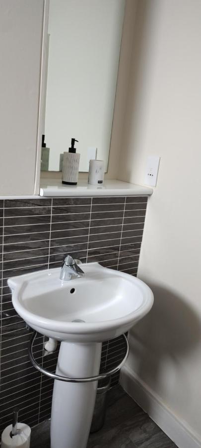 Meridian Bay Apartment Swansea Dış mekan fotoğraf